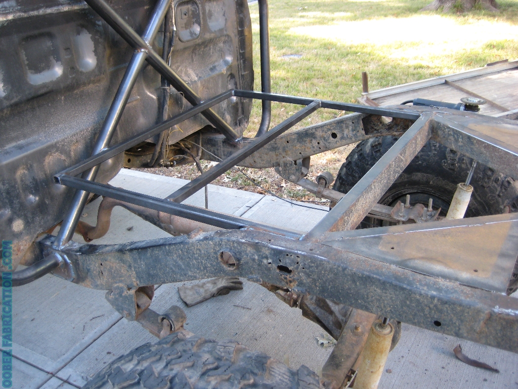 TOYOTA TRUCK REAR ROLL CAGE DIY METAL FABRICATION