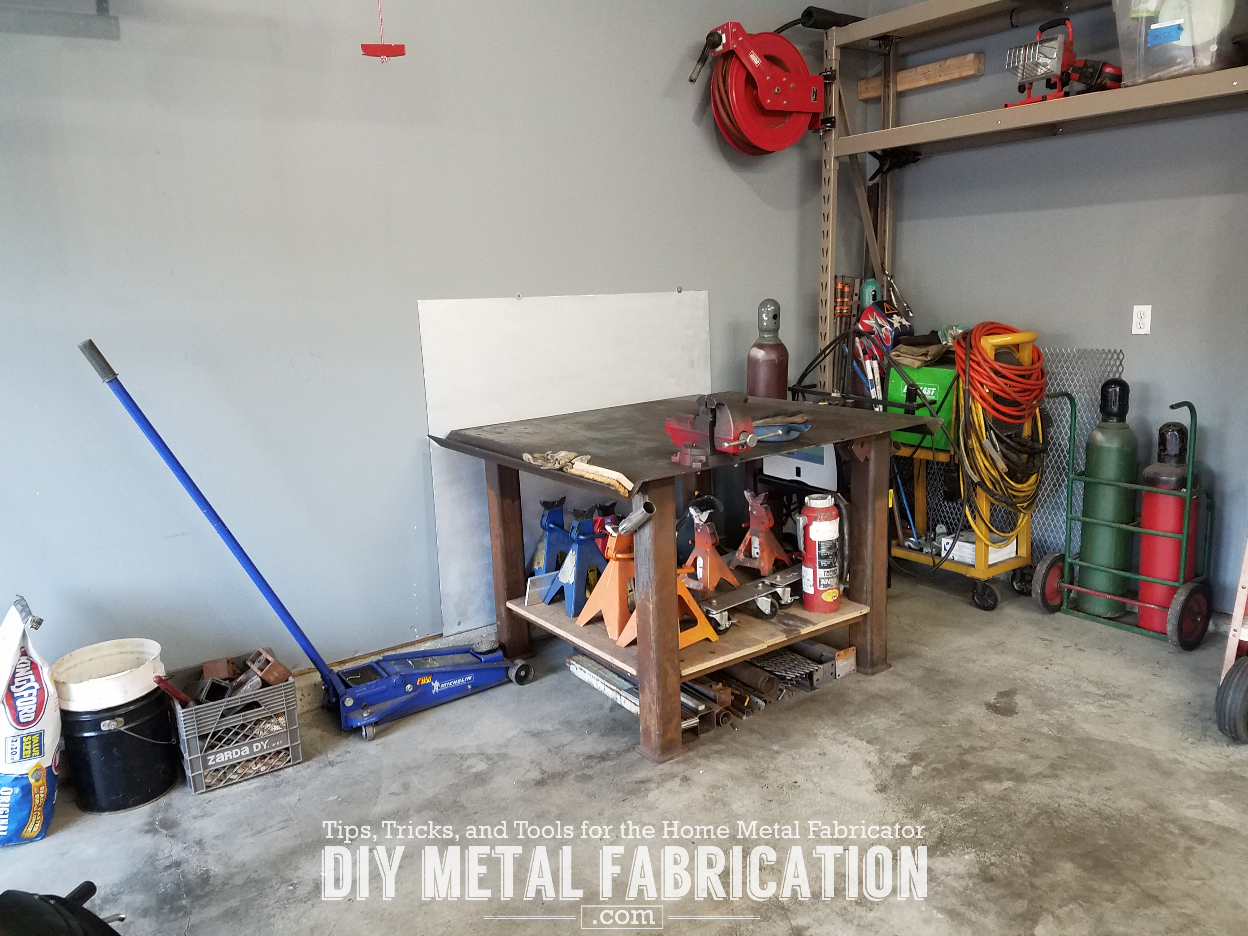 DIY – How to Install Garage Air Hose Reel – DIY METAL FABRICATION .com